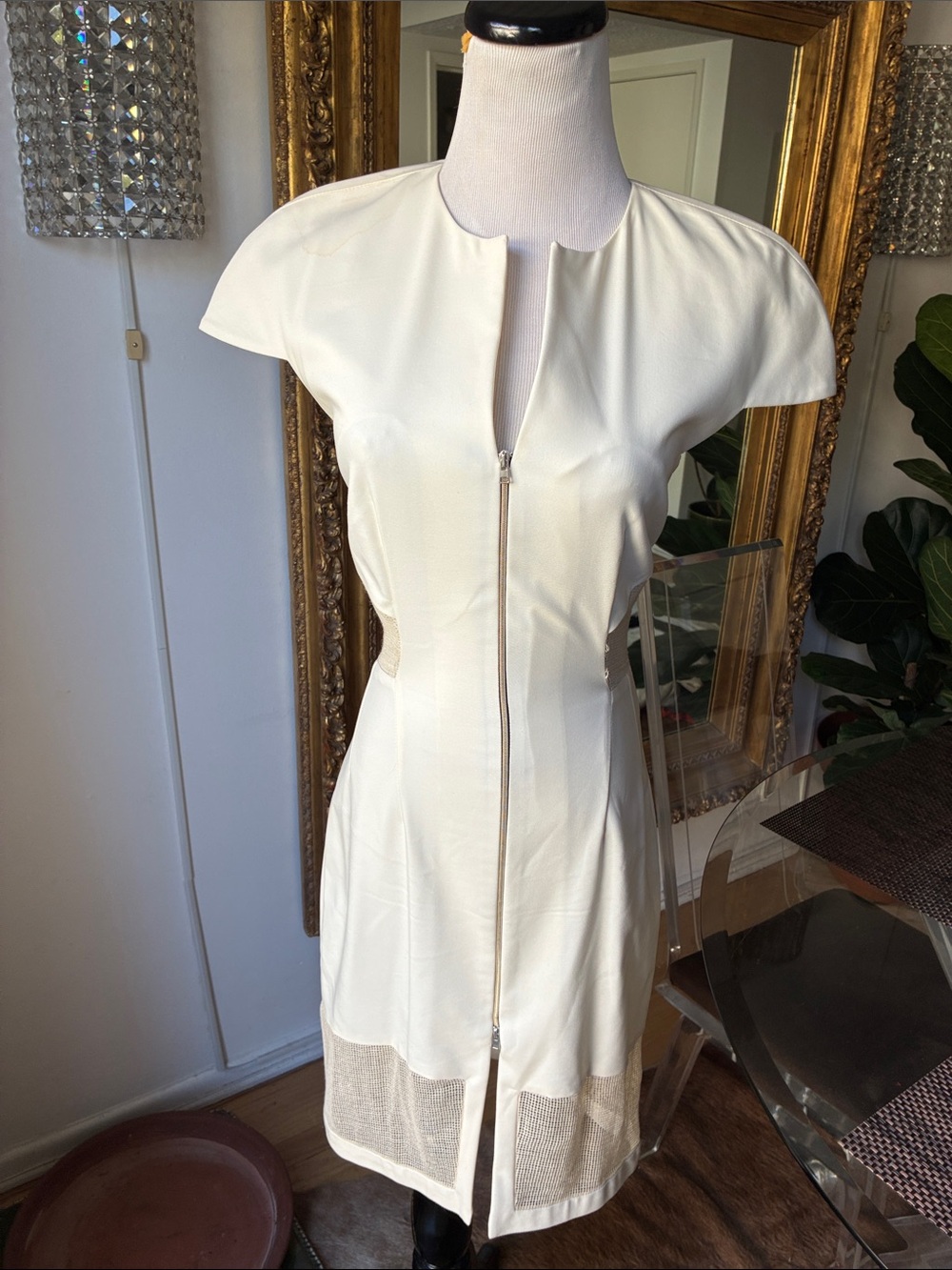 L’agence Women's Cream Zip-Front Cap Sleeve Dress size small